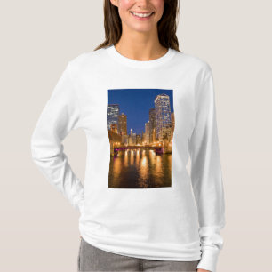 Camiseta Chicago, Illinois, Skyline e Chicago River em