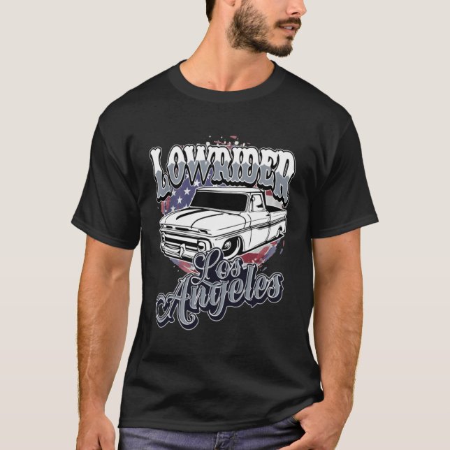 Camiseta Chicano Low Rider Truck American Flag Los Angeles  (Frente)