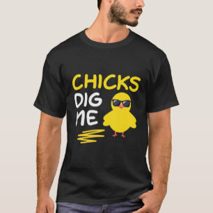 Camiseta Chicks Dig Me Funny Easter Day Humor Vintage Chick