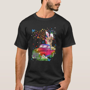Camiseta Chihuahua Dog Bunny Truck Caçando Páscoa de Árv