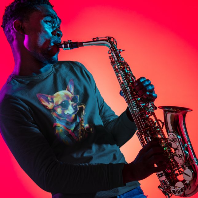 Camiseta Chihuahua Dog tocando saxofone (Criador carregado)