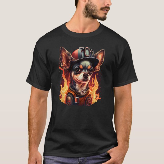 Camiseta Chihuahua  Firefighter Fireman Cool Dog Men Hat Fi (Frente)
