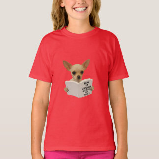 Camiseta Chihuahua lendo como se comportar mal  