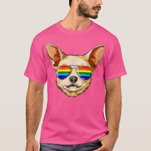 Camiseta Chihuahua Vestindo o Rainbow LGBT Orgulho Bandeira