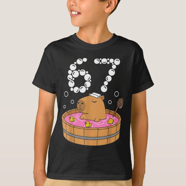 Camiseta Chill Bath Tub Capybara Sauna 67 Relaxed Animal Fu (Frente)