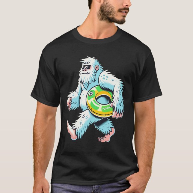 Camiseta Chill Bigfoot: Summer Yeti com Floatie Design (Frente)