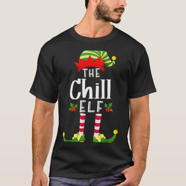 Camiseta Chill Christmas Elf Matching Pajama X-mas Party  (Frente)