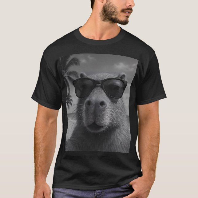 Camiseta Chillin' Capybara Beach Selfie Sunglass Graphic (Frente)