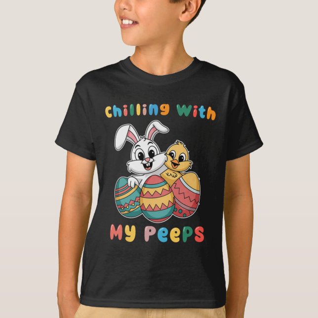 Camiseta Chillin Com A Minha Páscoa Esquadrão De Ovos Engra (Frente)
