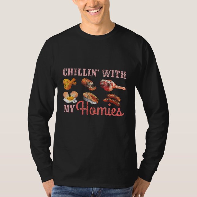 Camiseta Chillin Com Minha Comida De Galinha Chicken Bologn (Frente)