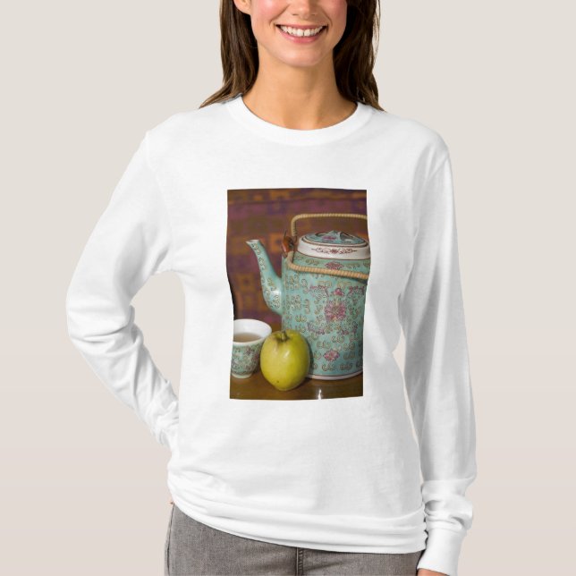 Camiseta China, Hong Kong. Bule de chá tradicional chinês & (Frente)