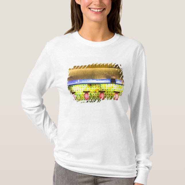 Camiseta China, Xangai. Bar no bar Xin Tian Di 2 (Frente)