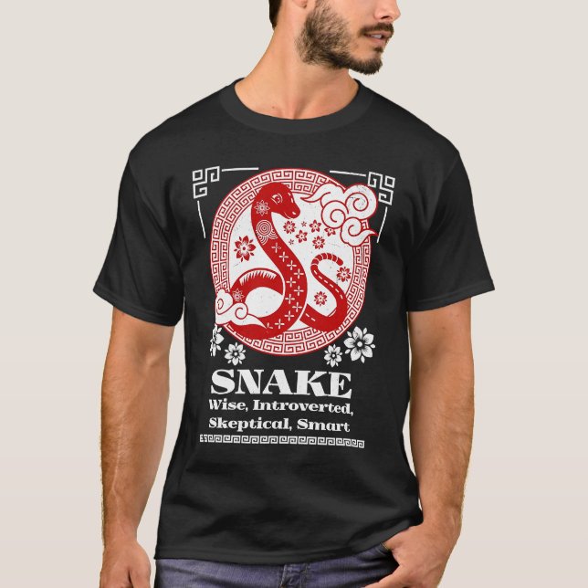 Camiseta Chinese Zodiac Snake Personality (Frente)