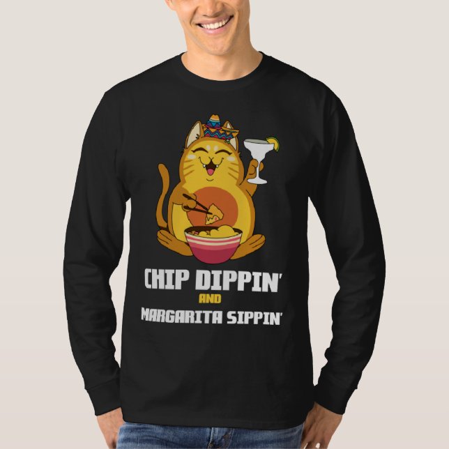 Camiseta Chip Dippin Margarita Sippin Cat Alcohol Cocktail  (Frente)