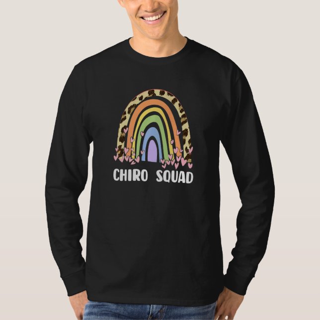 Camiseta Chiropractic - Chiro Squad Leopard Rainbow Premium (Frente)