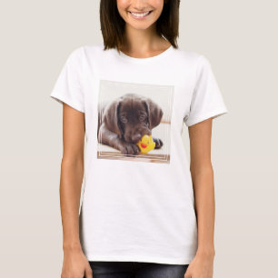 Camiseta Chocolate Labrador Com Pato De Brinquedo
