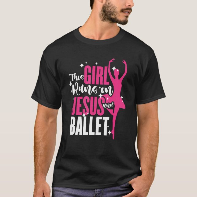 Camiseta Christian Ballerina This Girl Runs On Jesus And Ba (Frente)