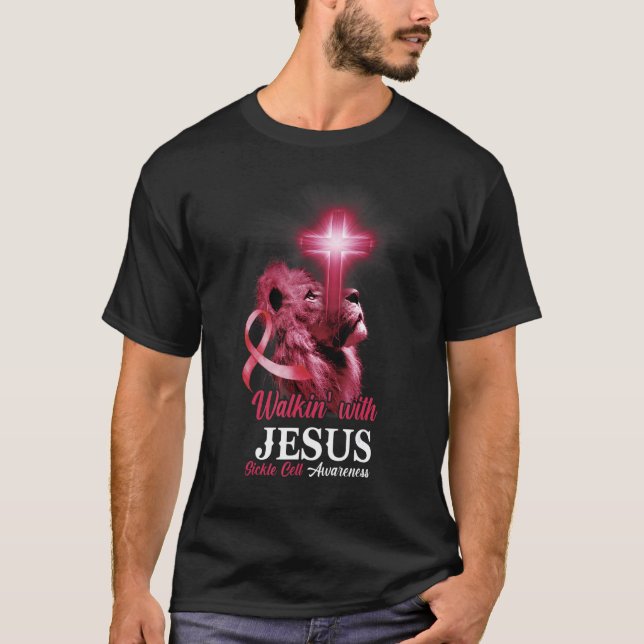 Camiseta Christian Lion Cross Religião Dizendo Célula Falsa (Frente)
