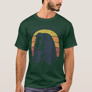 Camiseta Christian Retro Jesus Te Ama Deus Mantém Seu Baile