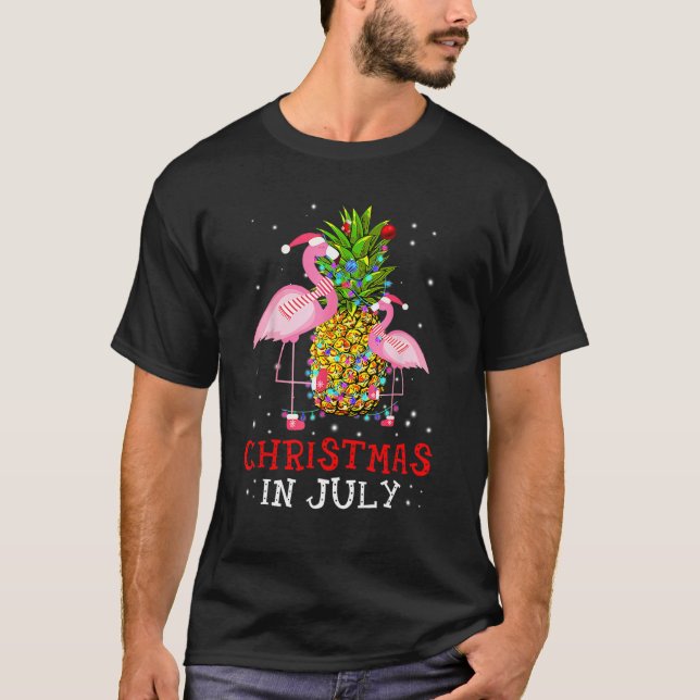 Camiseta Christmas In July   Flamingo Pineapple Summer (Frente)