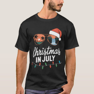 Camiseta Christmas In July Santa Hat Sunglasses Summer Vaca