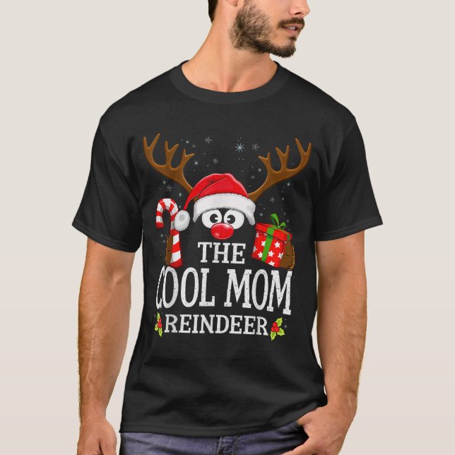 Camiseta Christmas Matching The Cool Mom Reindeer Family  (Frente)