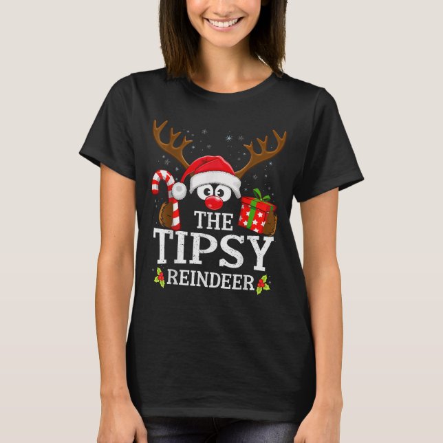 Camiseta Christmas Matching The Tipsy Reindeer Family  (Frente)
