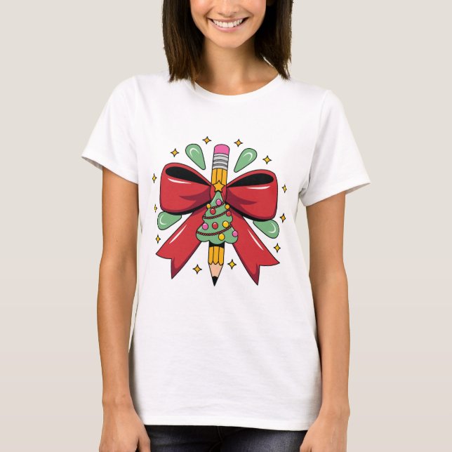 Camiseta Christmas Pencil with Festive Bow and Tree Design (Frente)