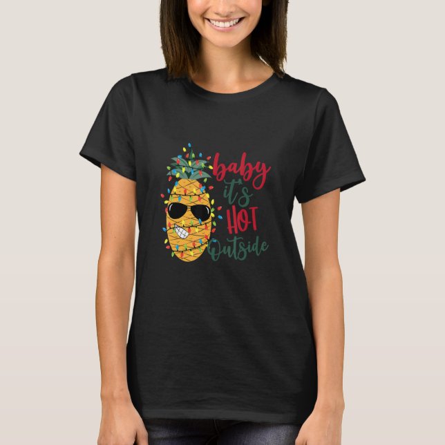 Camiseta Christmas Pinaeple Its Hot Outside xmas light Hawa (Frente)