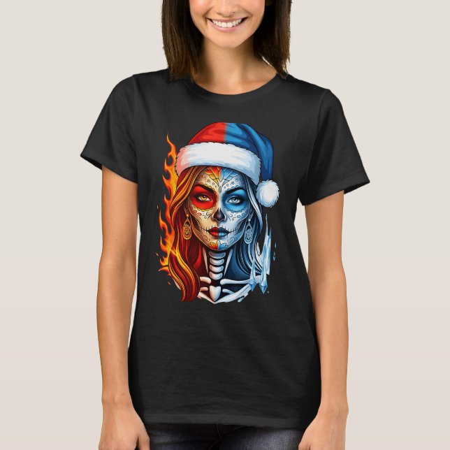 Camiseta Christmas Sugar Skull Art Woman Santa Hat Fantasy  (Frente)