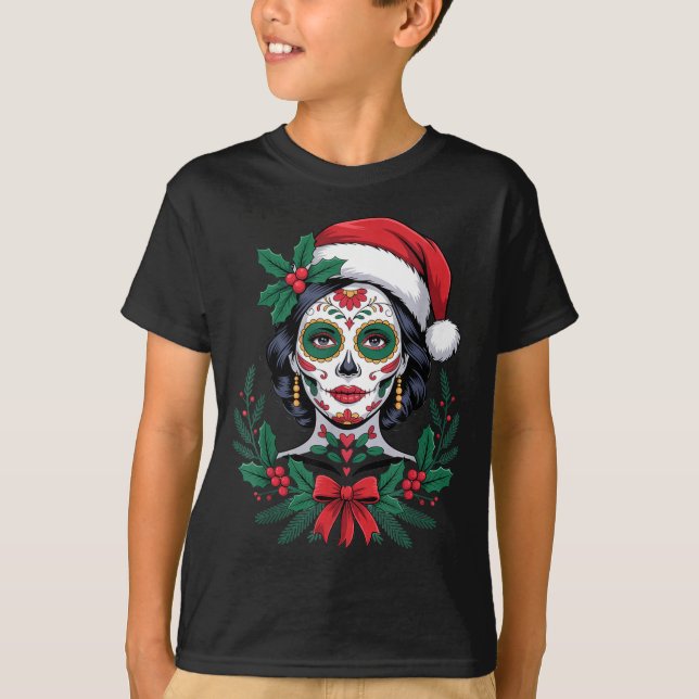 Camiseta Christmas Sugar Skull Art Woman Santa Hat Festive  (Frente)