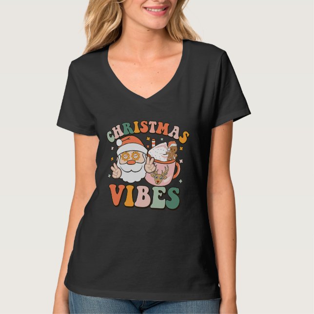 Camiseta Christmas Vibes Santa Claus And Hot Chocolate (Frente)