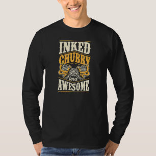 Camiseta Chubby Incluso E Tatuagem Positiva Incrível Do Cor