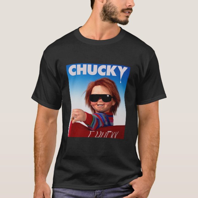 Camiseta Chucky Sunglasses Creepy Directors Chair (Frente)