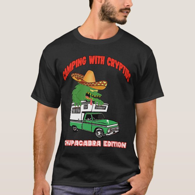Camiseta Chupacabra Camper Cryptid Truck Camper RV Off Road (Frente)