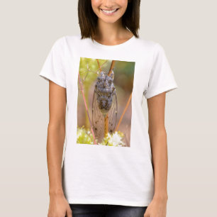 Camiseta Cicada no caule