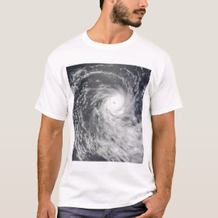 Camiseta Ciclone Anja sobre o Oceano Índico do sul