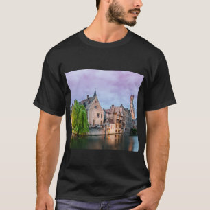Camiseta Cidade antiga de Bruges e torre de Belfry