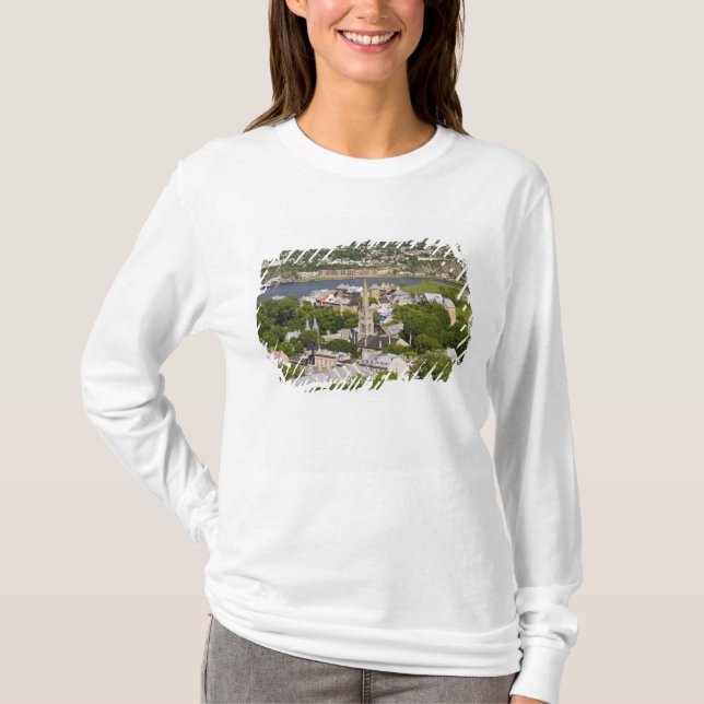 Camiseta Cidade de Quebec, Quebec, Canadá. Olhando para bai (Frente)