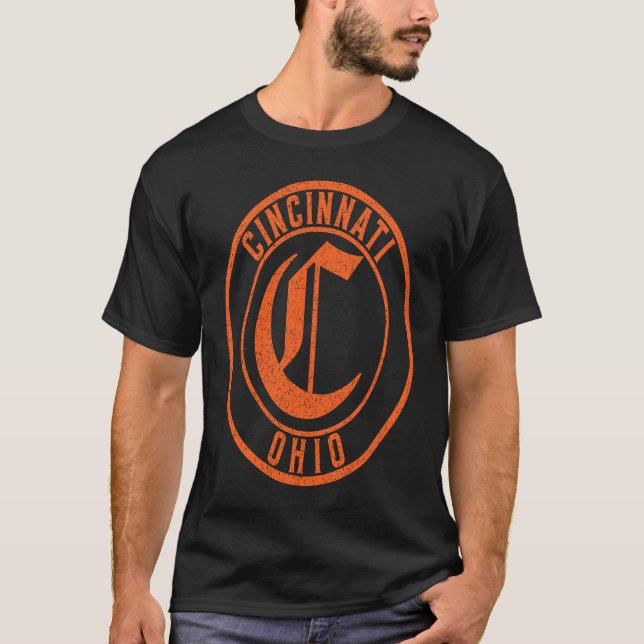 Camiseta Cincinnati Ohio Circle Sign Distressed Orange Prin (Frente)