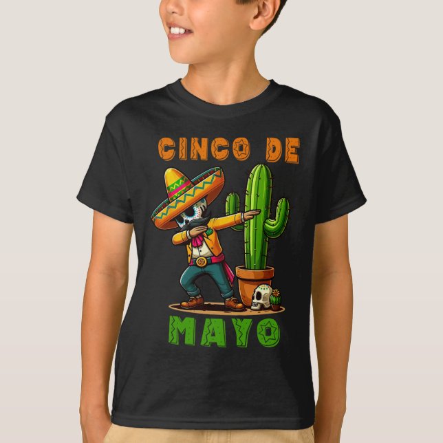 Camiseta Cinco De Mayo Cactus Mexicano Poncho Sombrero Hat  (Frente)