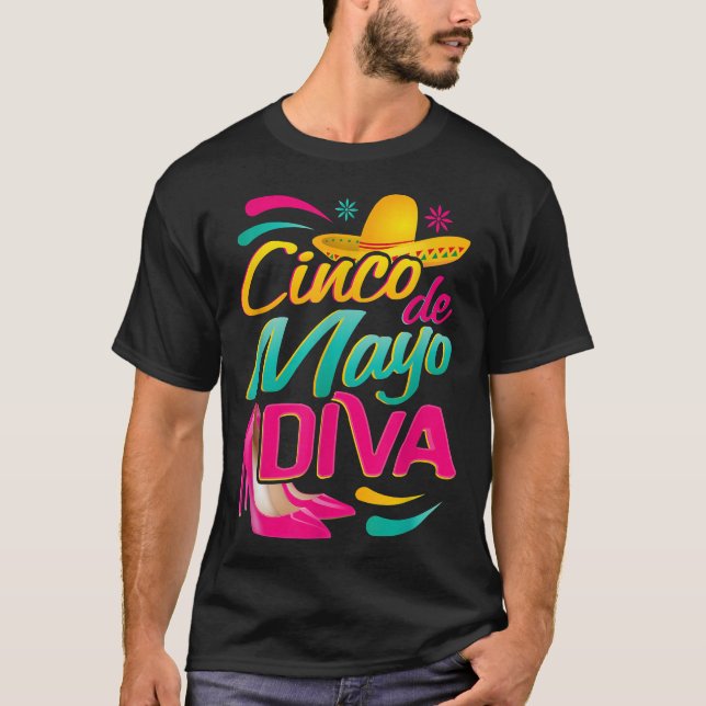 Camiseta Cinco De Mayo Diva Com Um Sombrero Meicano E Um Fu (Frente)