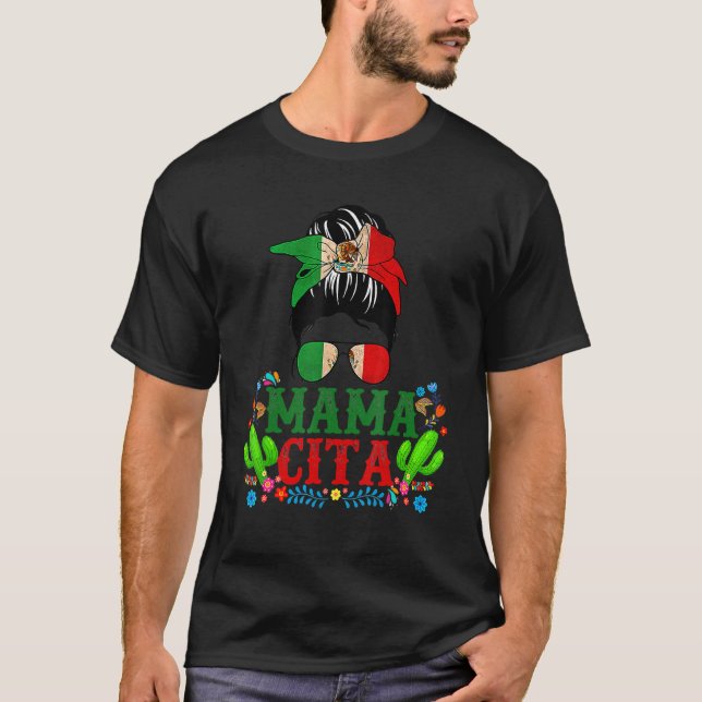Camiseta Cinco de Mayo Mama Mensagem Óculos Brancos Bandana (Frente)