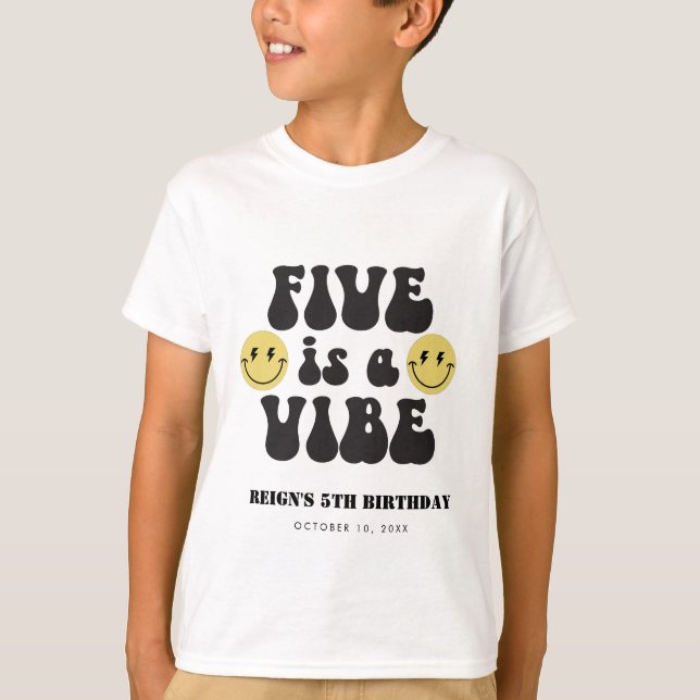 Camiseta Cinco é um Vibe | Rapazes Feliz 5 de Aniversário (Frente)