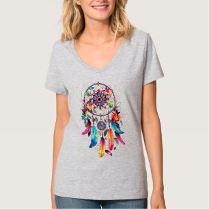 Camiseta cinza com mangas curtas e decote em V