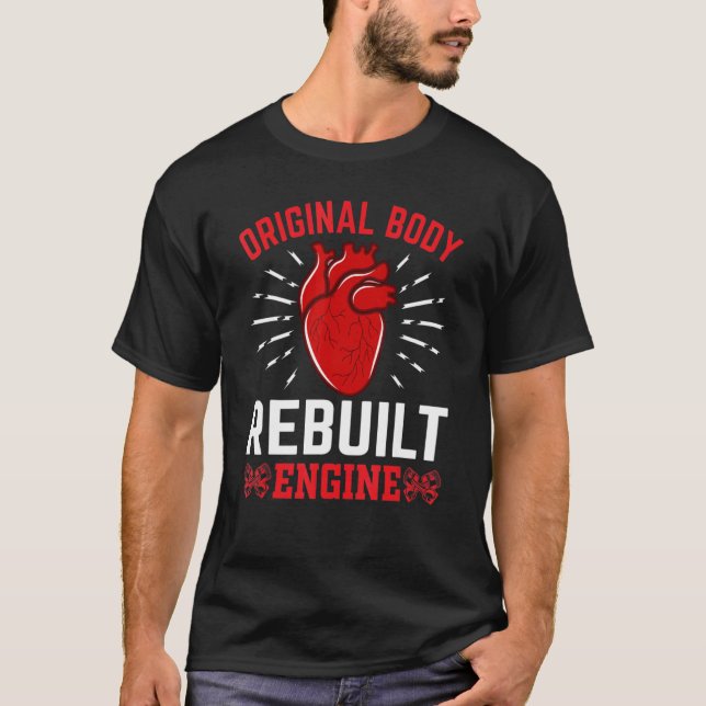 Camiseta Cirurgia Cardíaca Aberta Sobrevivência Cardíaca DC (Frente)