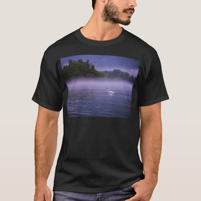Camiseta Cisne no lago (Frente)