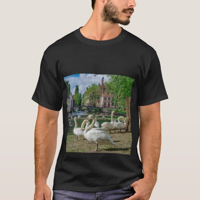 Camiseta Cisnes brancas no centro de Bruges (Frente)