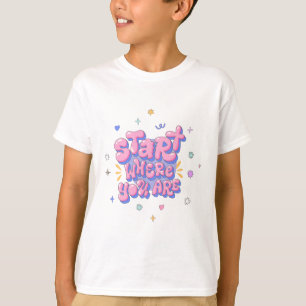 Camiseta Citação com Letras Balão Coloridas