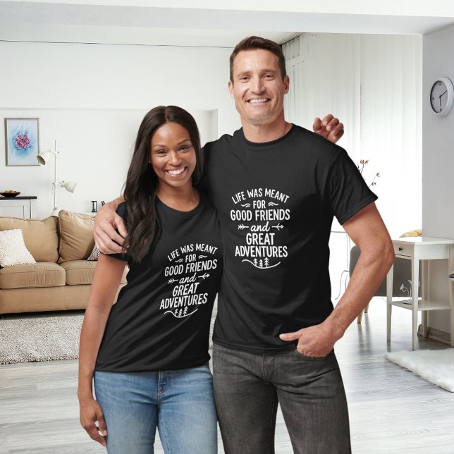 Camiseta Citação de aventuras de amigos (Criador carregado)
